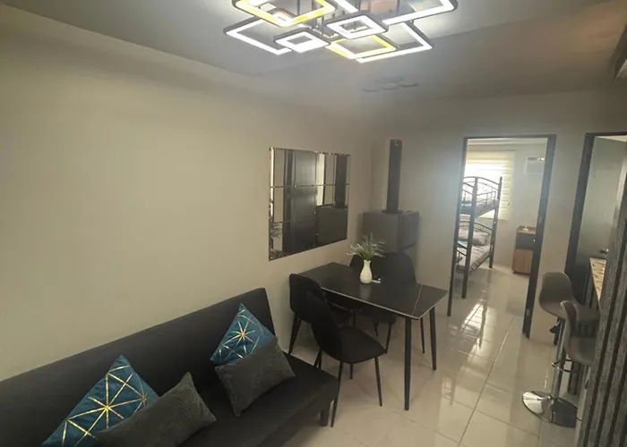 The Gilded Blue Nest Aparthotel Mandaue City